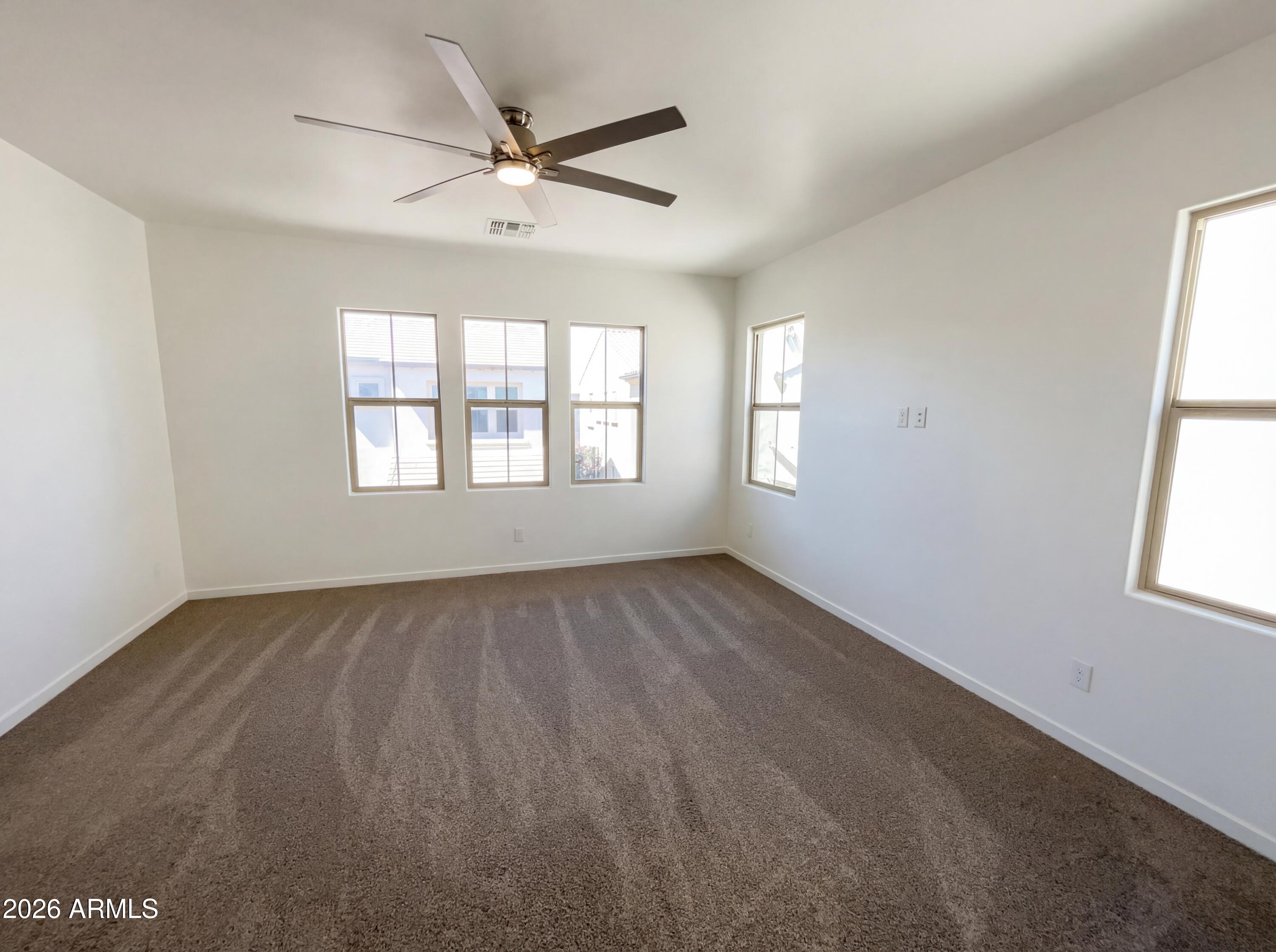 1952 South Follett Way Gilbert, AZ 85295 - Photo 16 of 29 listing_15