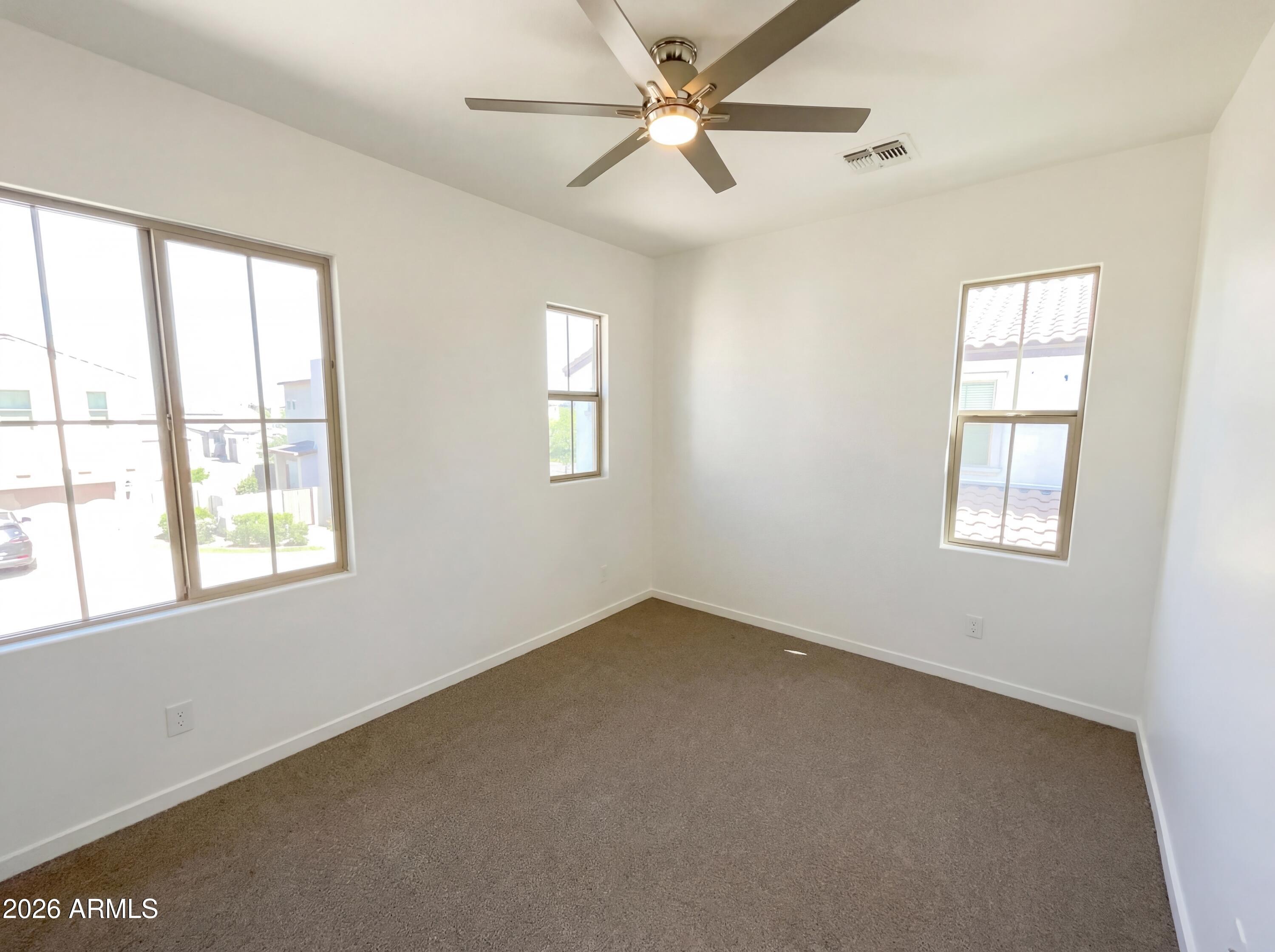 1952 South Follett Way Gilbert, AZ 85295 - Photo 10 of 29 listing_9