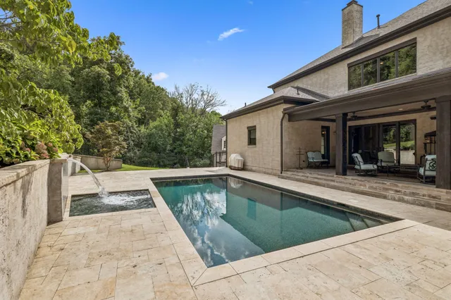a view of empty room with floor to ceiling window