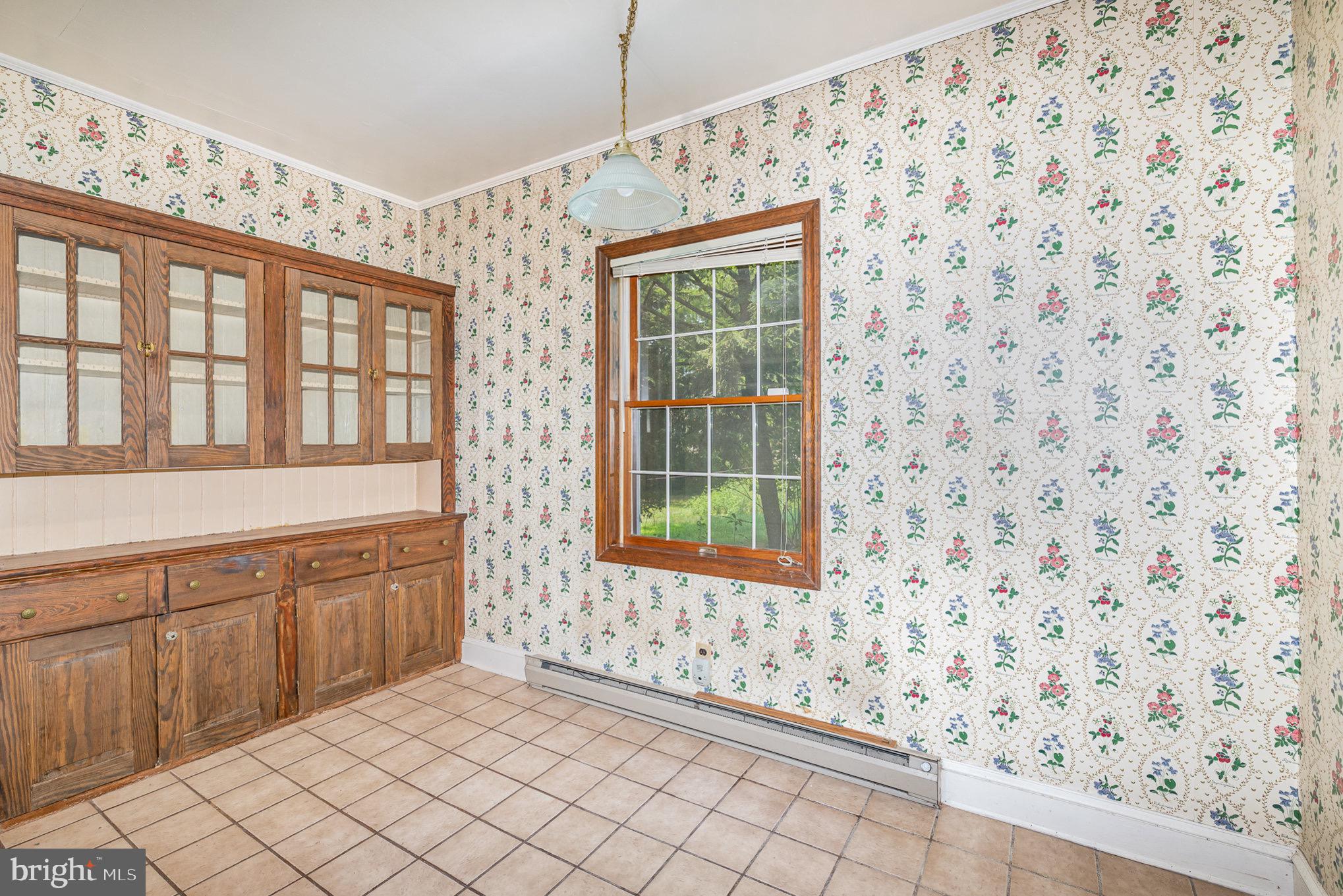 316 Suffolk Road Baltimore, MD 21218 - Photo 13 of 40