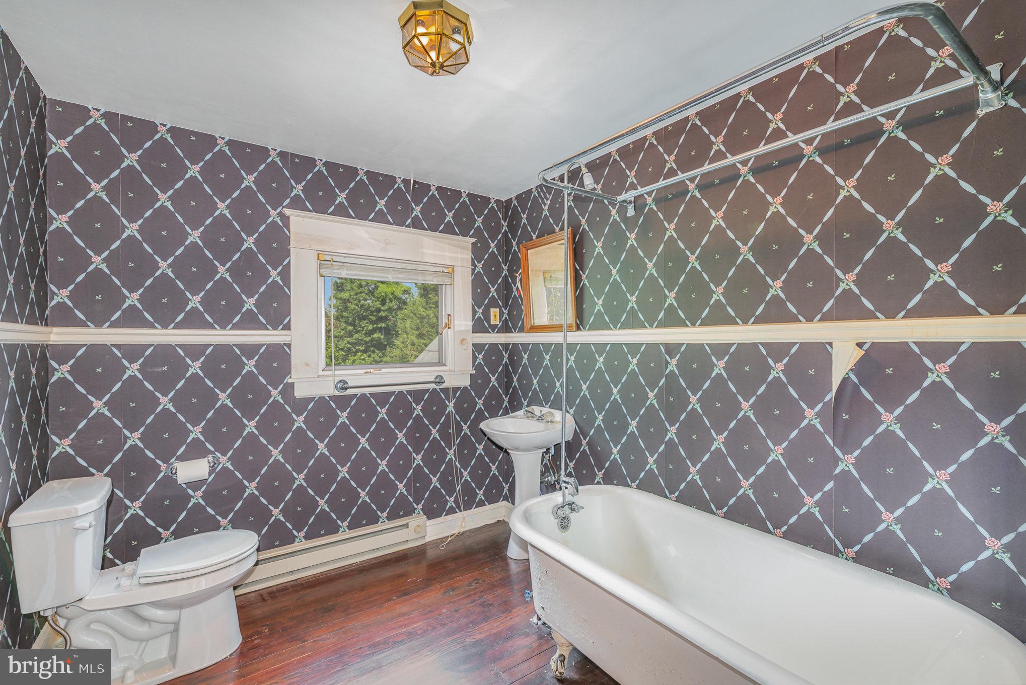 316 Suffolk Road Baltimore, MD 21218 - Photo 28 of 40