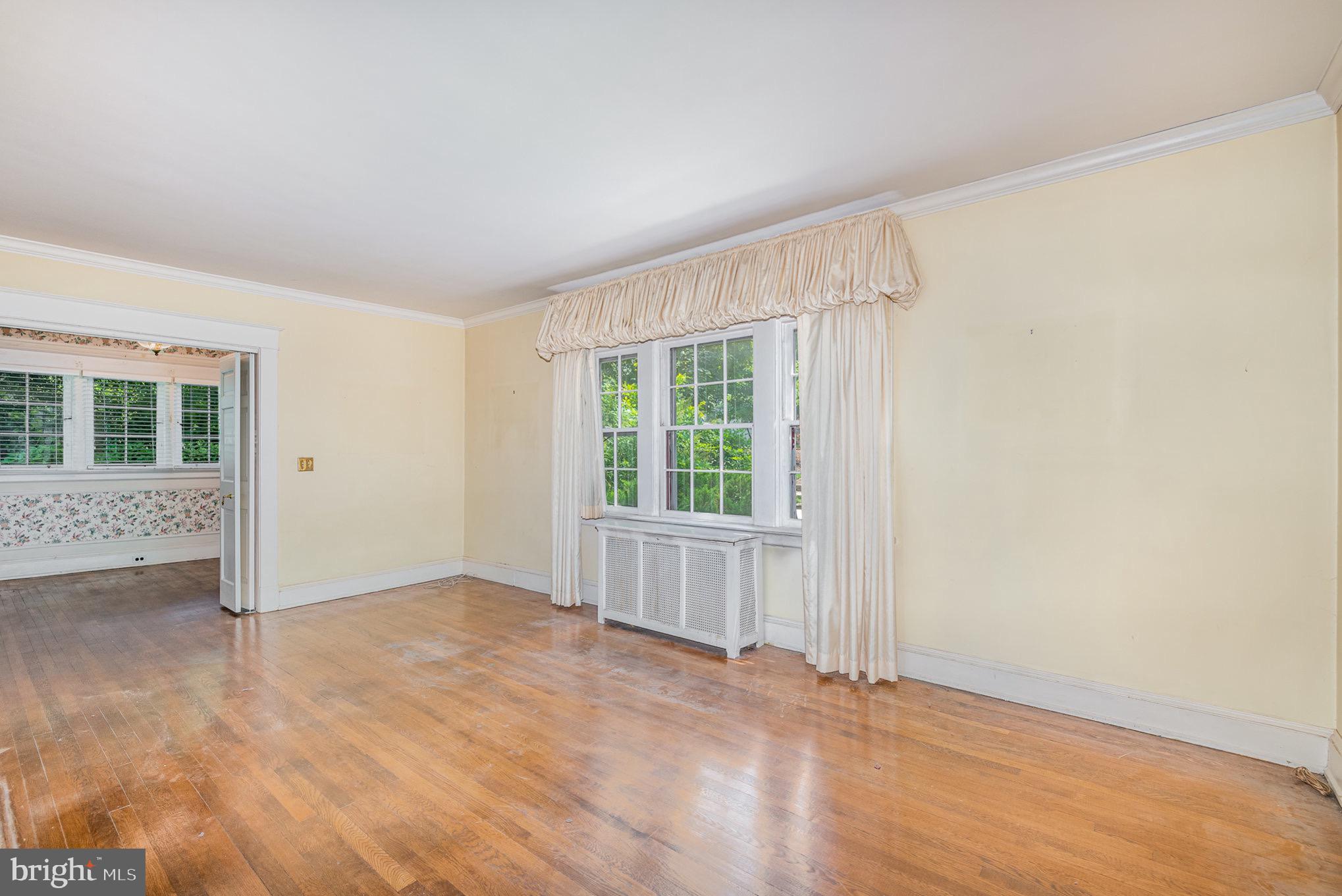 316 Suffolk Road Baltimore, MD 21218 - Photo 8 of 40