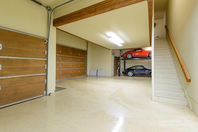 18296 Plainview Road Bend, OR 97703 - Photo 20 of 25 Gallery Image 20