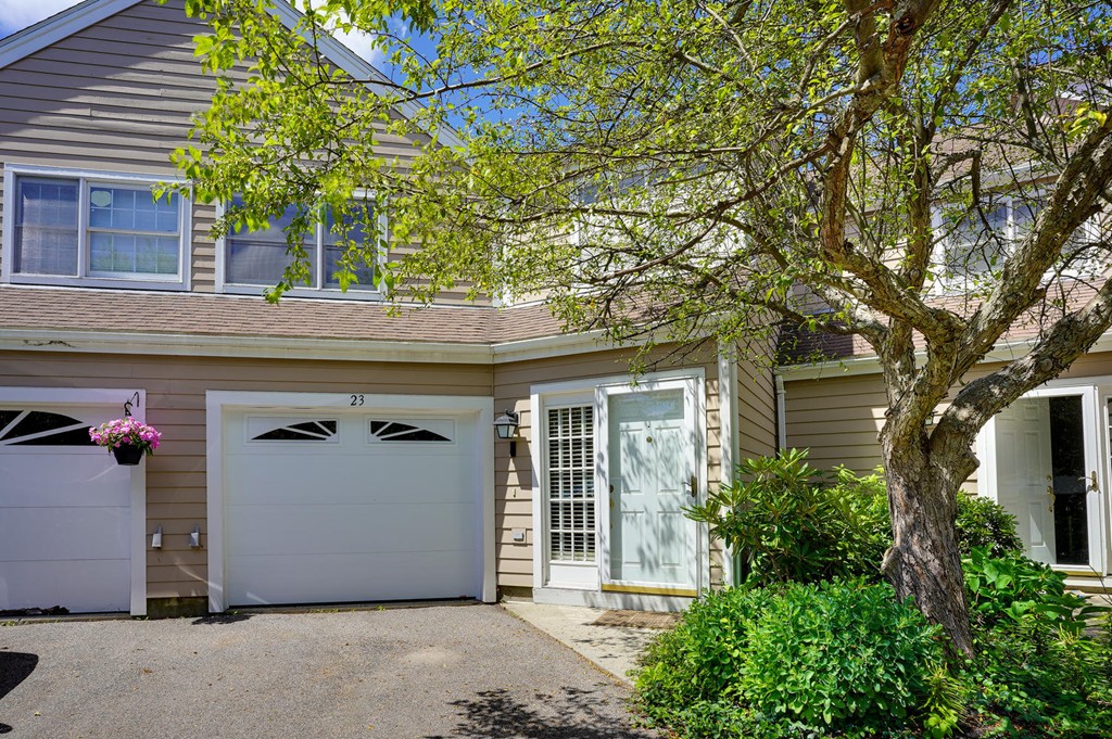 23 Merganser Way, Unit 23 Walpole, MA 02081 - Photo 1 of 29