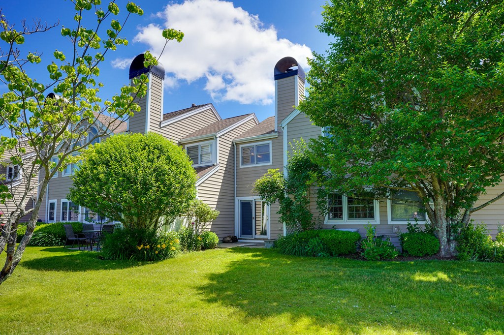23 Merganser Way, Unit 23 Walpole, MA 02081 - Photo 3 of 29