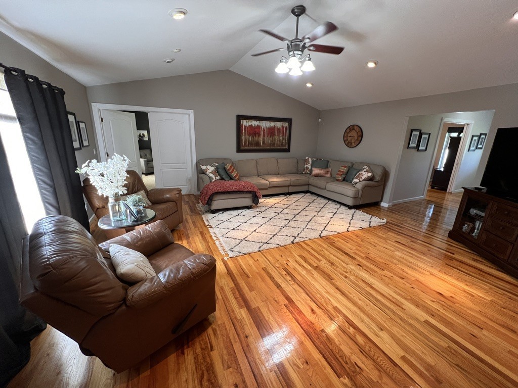 455 Morgan Ridge North Coalmont, TN 37387 - Photo 3 of 42