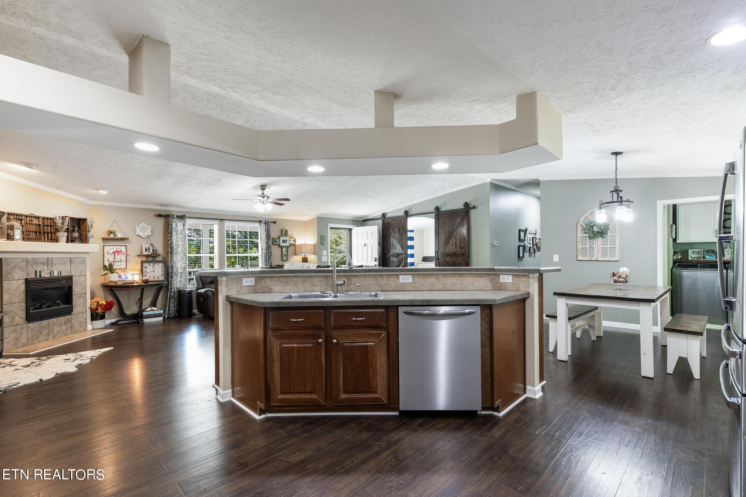 836 Hillvale Road Andersonville, TN 37705 - Photo 16 of 34 26_kitchen