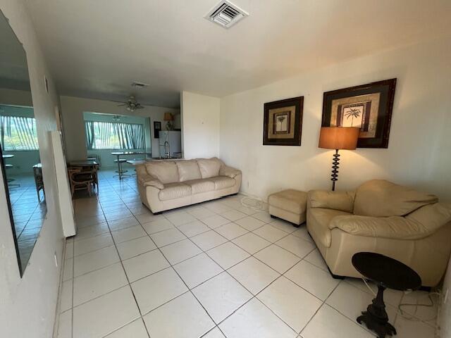 1172 Surf Road, Unit A3 Riviera Beach, FL 33404 - Photo 6 of 9 beyc67cb1fc5ab312