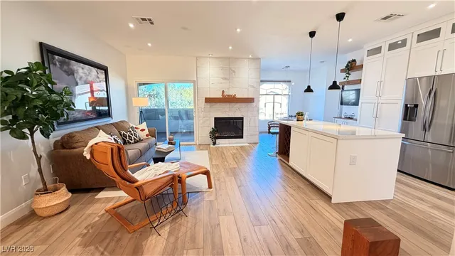 $427,900 | 2050 West Warm Springs Road, Unit 1121, Henderson, NV 89014