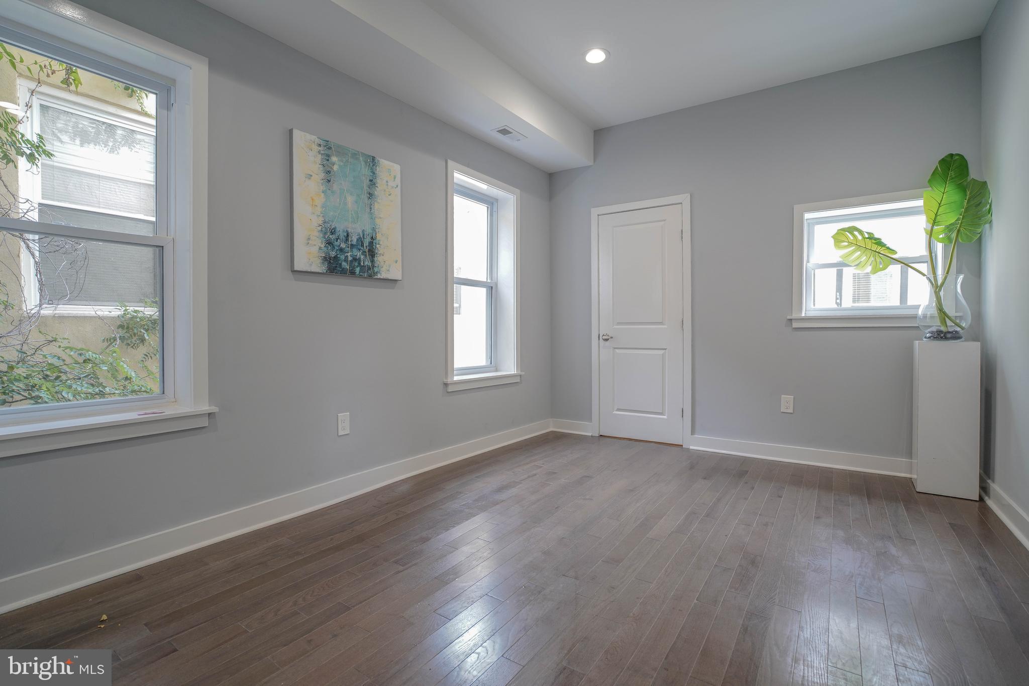911 South 20th Street Philadelphia, PA 19146 - Photo 23 of 45 2nd Floor Back Bedroom