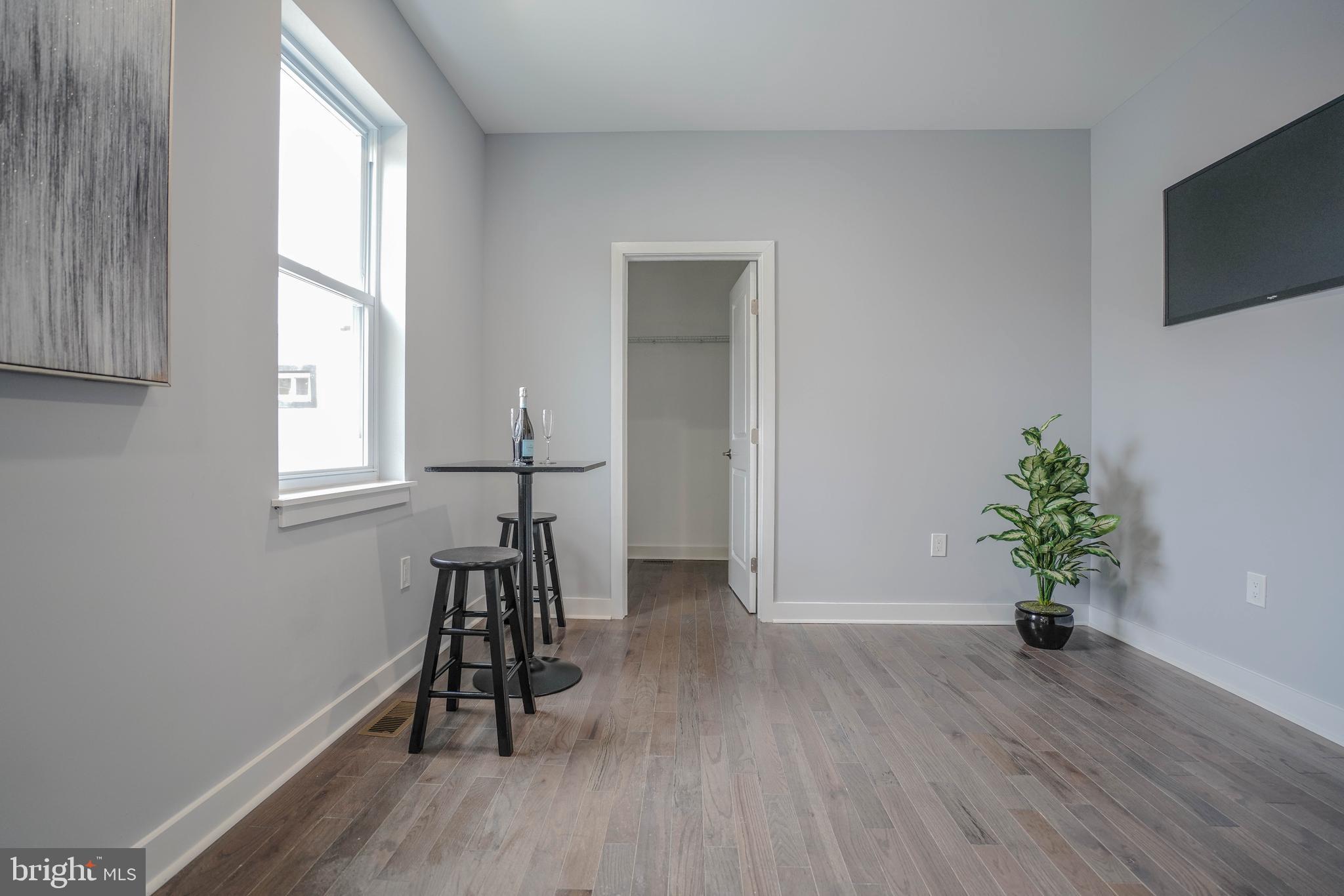 911 South 20th Street Philadelphia, PA 19146 - Photo 33 of 45 Bonus Space