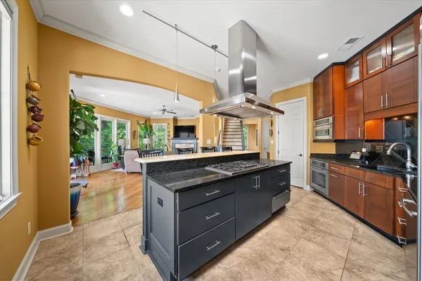 $1,199,000 | 511 Monteigne Boulevard, Memphis, TN 38103
