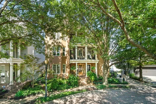 $1,199,000 | 511 Monteigne Boulevard, Memphis, TN 38103