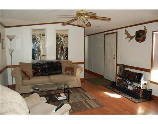 31 Wild Acres Road Gray, ME 04039 - Photo 3 of 17 Living Room.