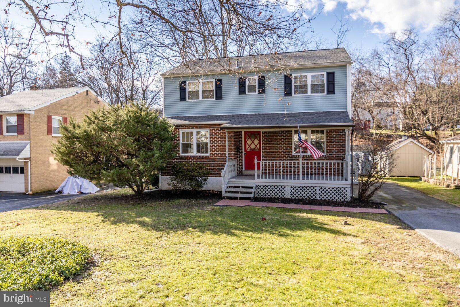 927 Georgetown Road Swarthmore, PA 19081 - Photo 2 of 21 Exterior Front