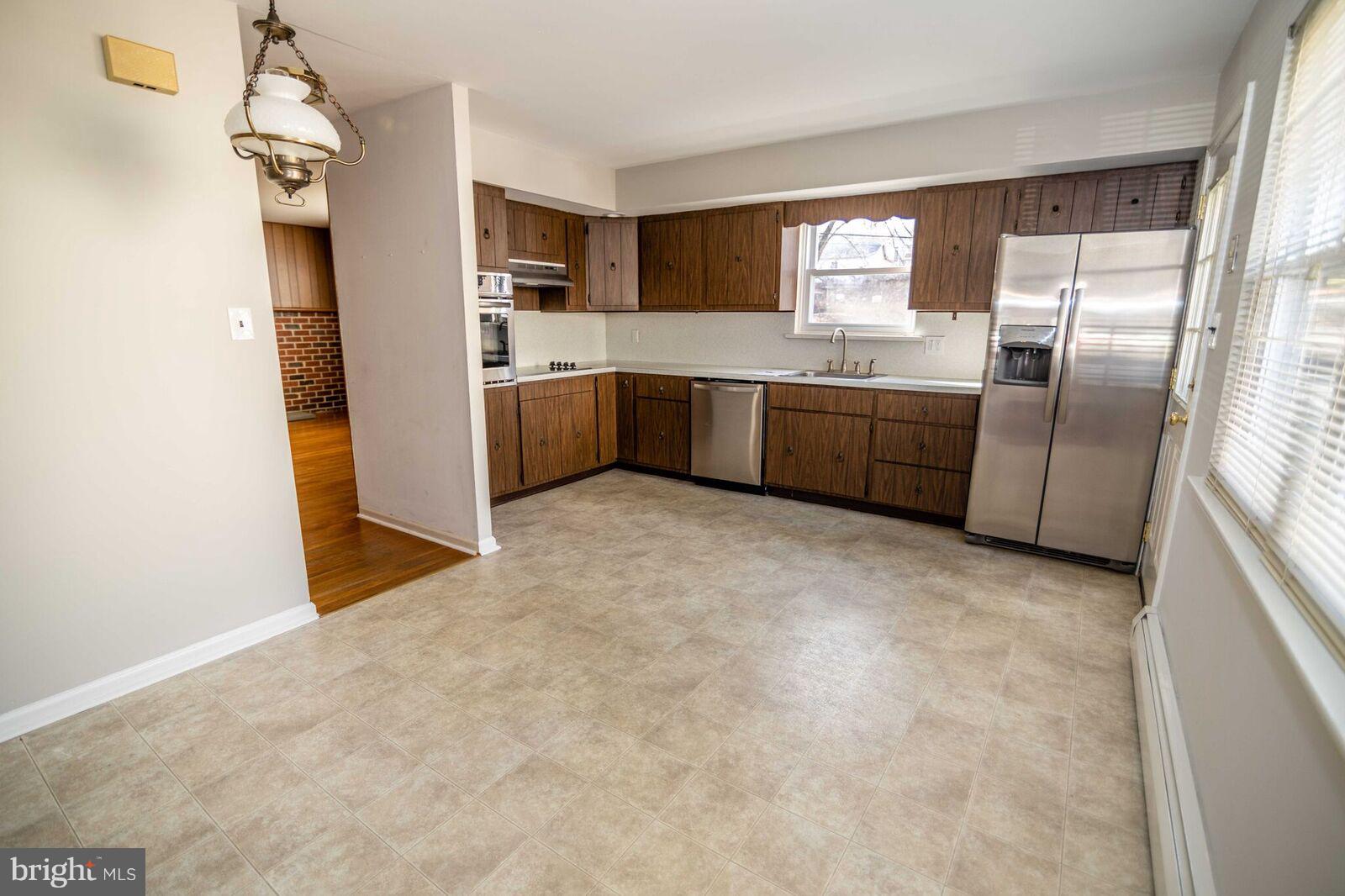 927 Georgetown Road Swarthmore, PA 19081 - Photo 8 of 21 Kitchen