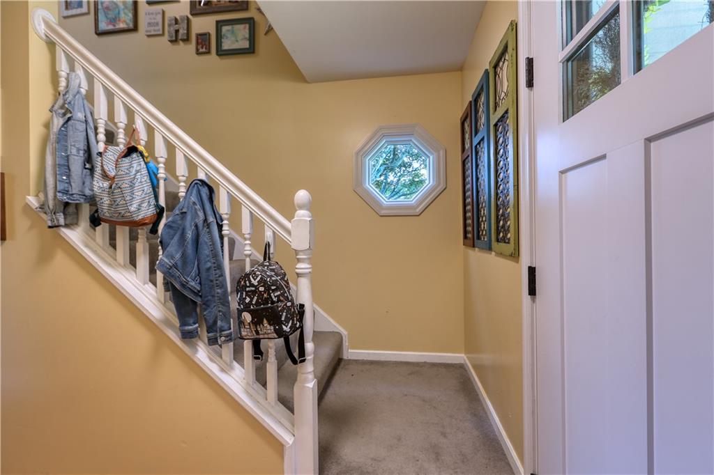 335 Georgetown Road Beaver Falls, PA 15010 - Photo 8 of 24 Gallery Image 8