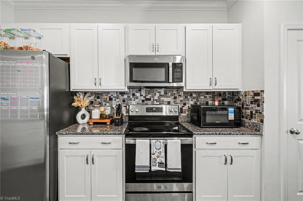 633 Cam Circle High Point, NC 27265 - Photo 11 of 26