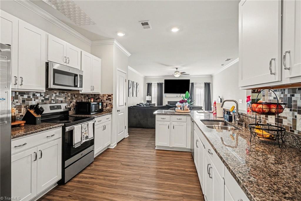 633 Cam Circle High Point, NC 27265 - Photo 13 of 26