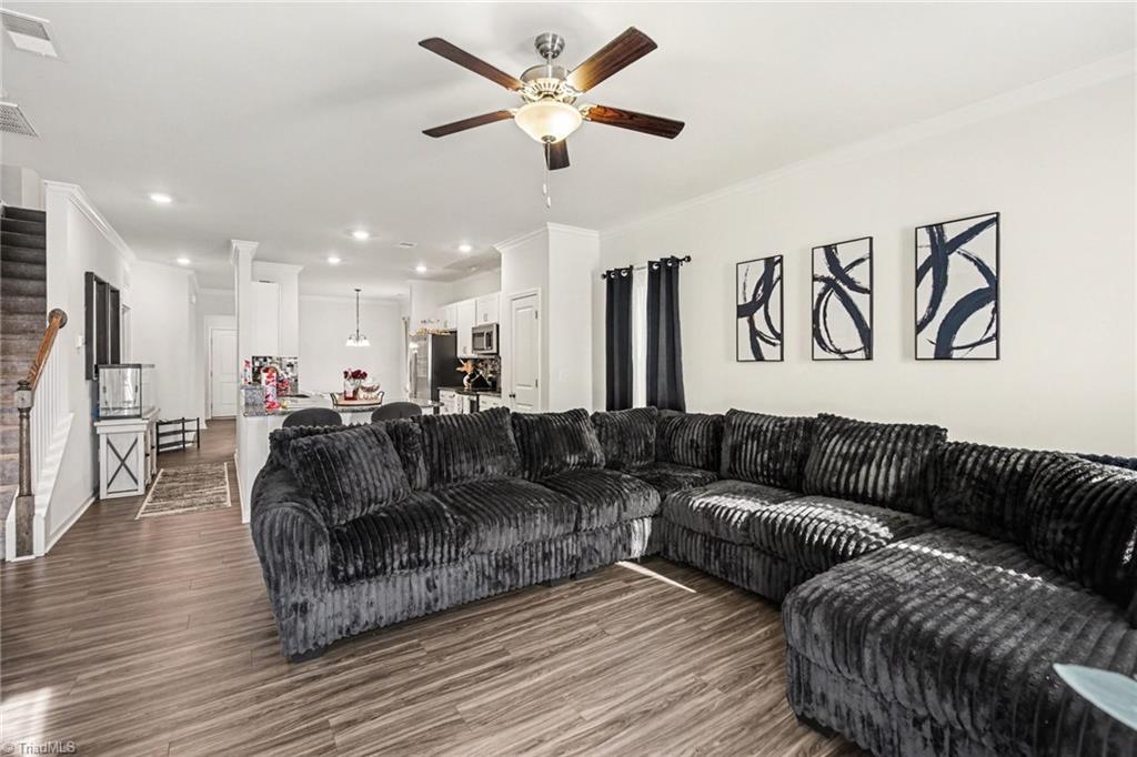 633 Cam Circle High Point, NC 27265 - Photo 6 of 26