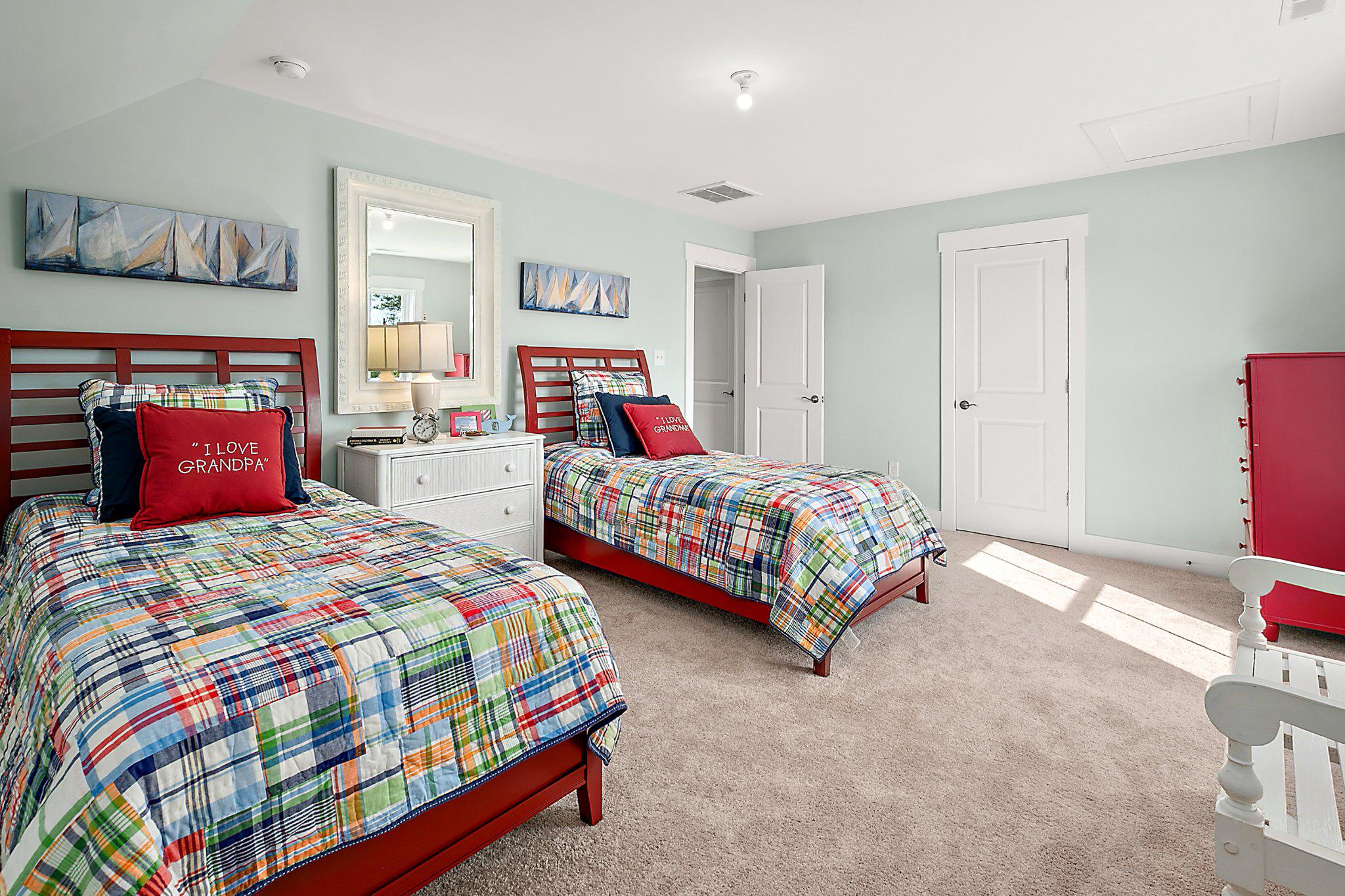 36025 Jackson Street Ocean View, DE 19970 - Photo 33 of 50 The kiddos will love this space!