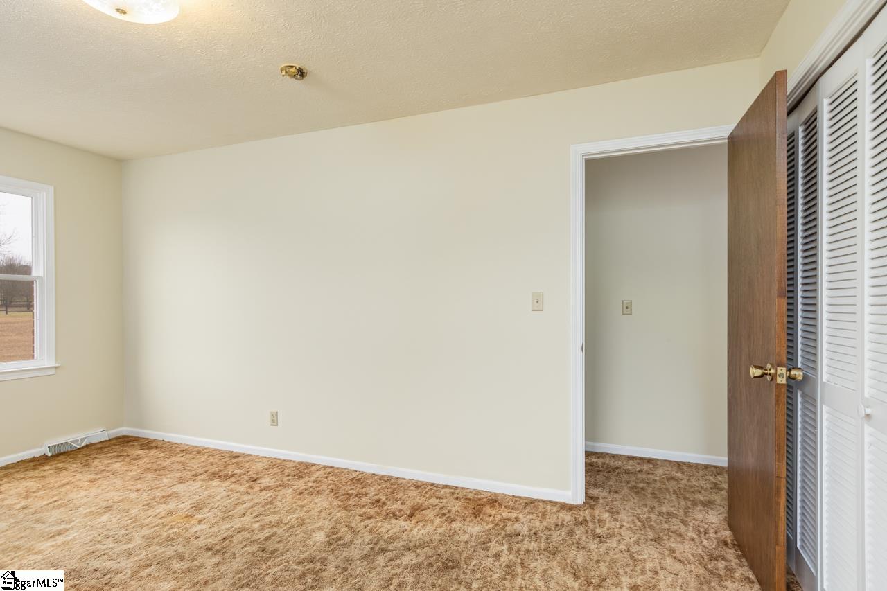 4278 Bramlett Church Road Gray Court, SC 29645 - Photo 21 of 31