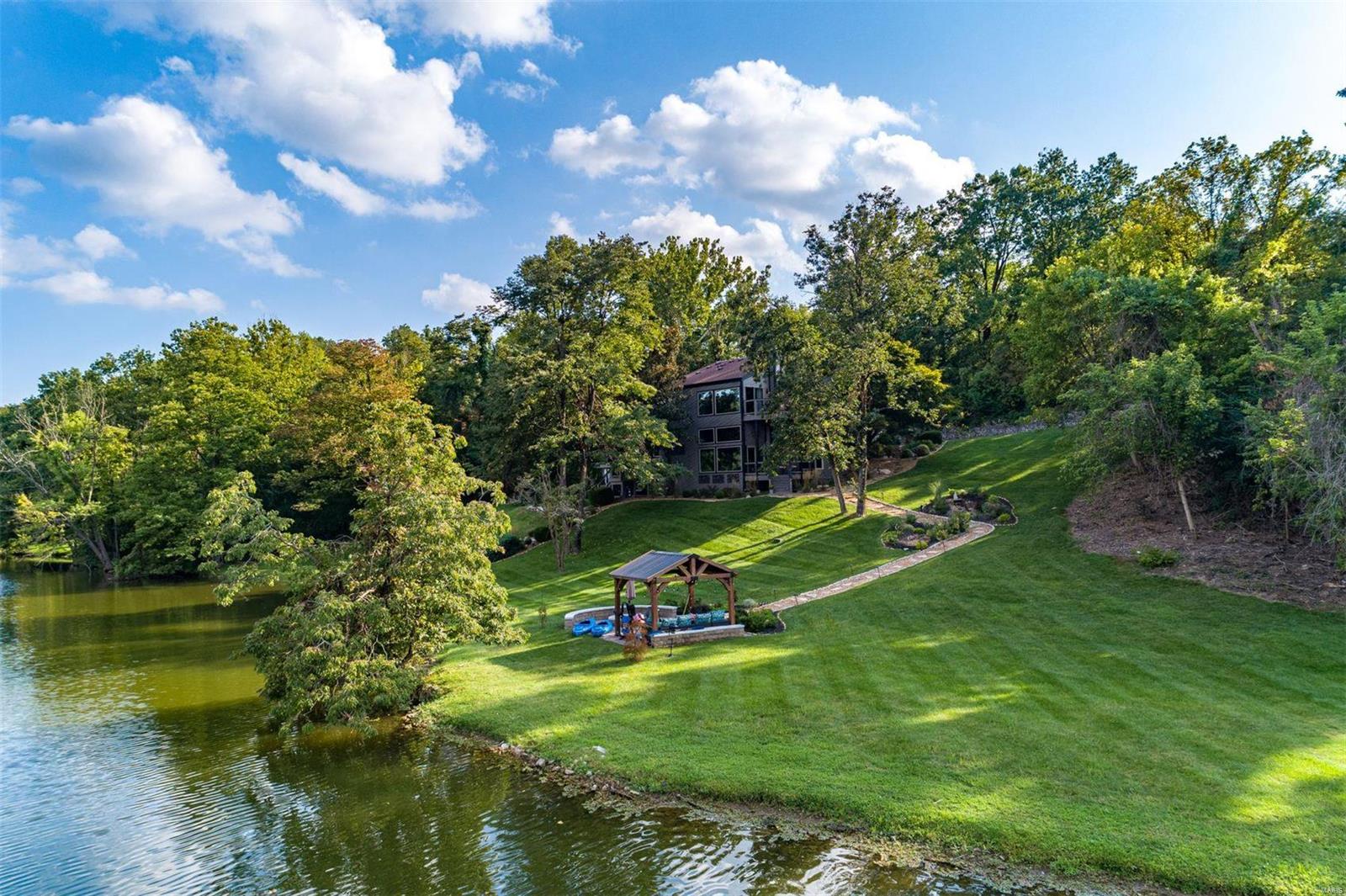 23 Chesterfield Lakes Road Chesterfield, MO 63005 - Photo 13 of 46 Gallery Image 13