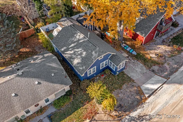 $249,999 | 209 Rex Street, Spring Lake, MI 49456