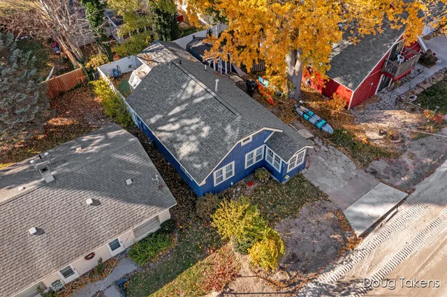 $259,900 | 209 Rex Street, Spring Lake, MI 49456