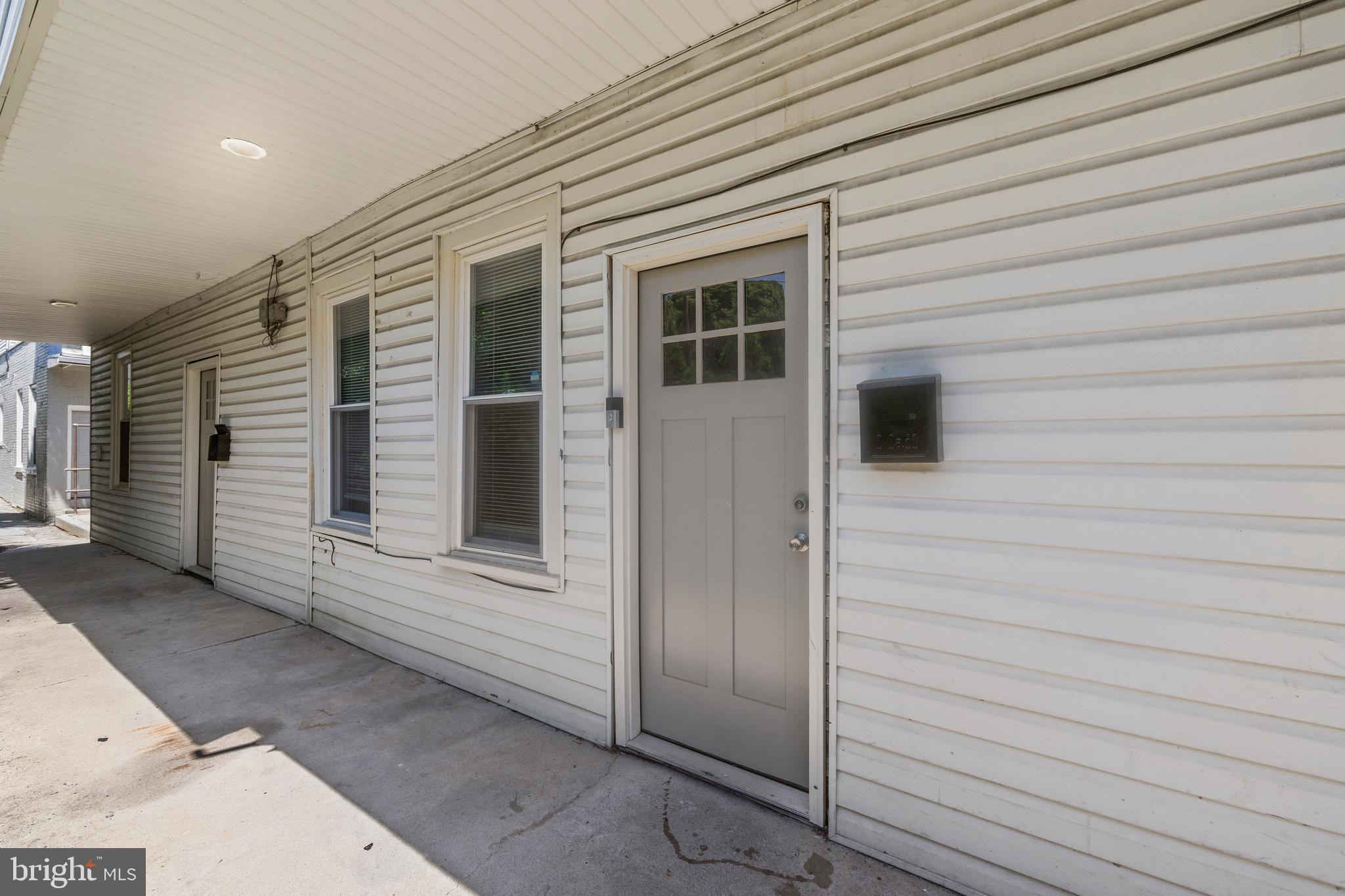 531 Walton Street, Unit 2 Lebanon, PA 17042 - Photo 3 of 10