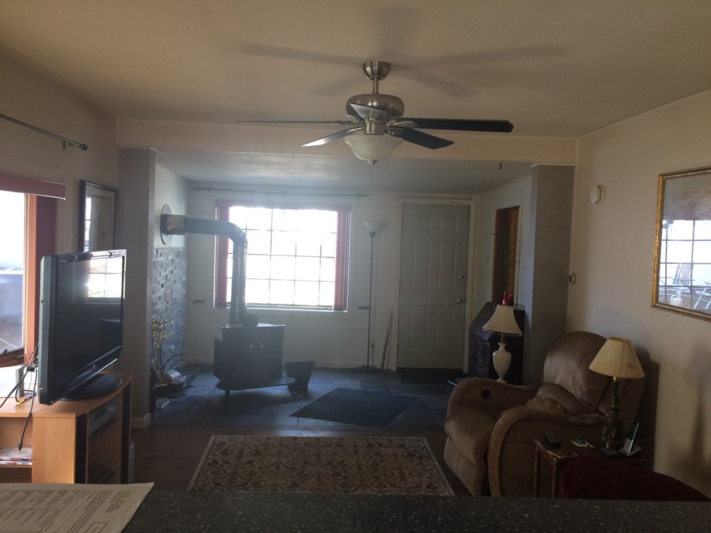 31 Aberdeen Road Springfield, MA 01109 - Photo 3 of 23