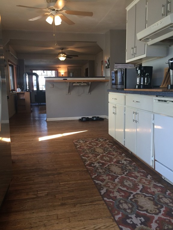 31 Aberdeen Road Springfield, MA 01109 - Photo 8 of 23