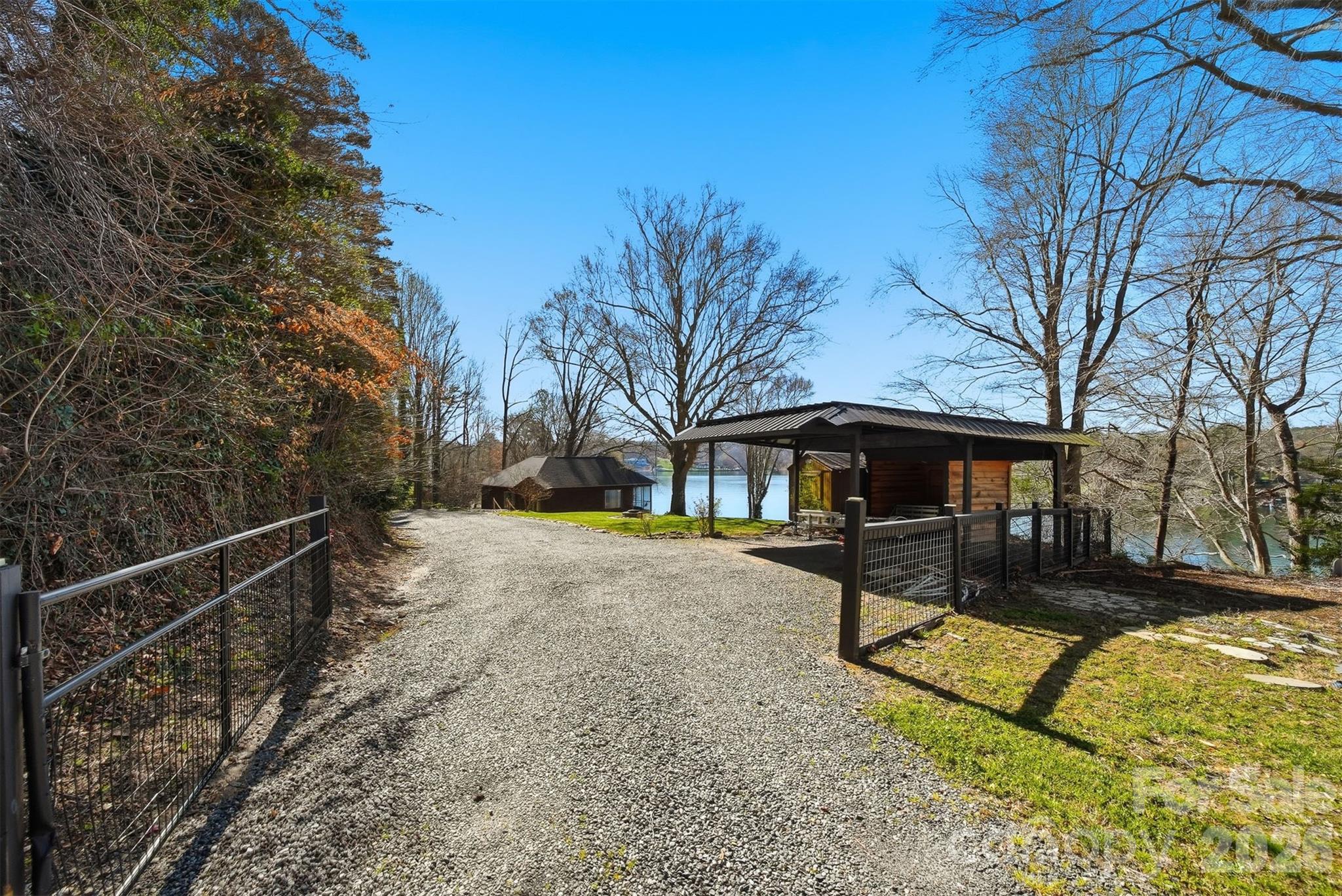 152 Bridge Pointe Lane Hickory, NC 28601 - Photo 18 of 48