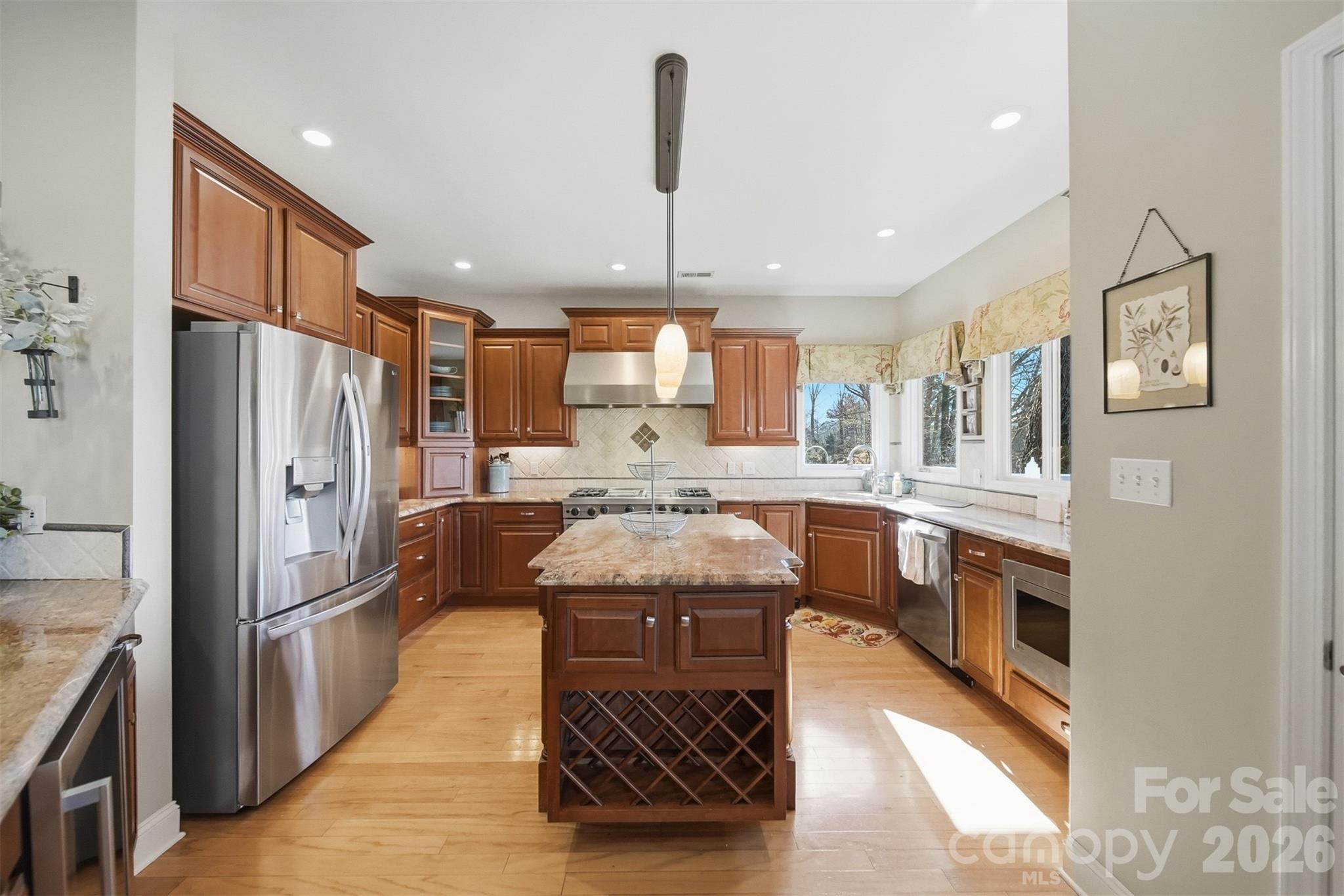 152 Bridge Pointe Lane Hickory, NC 28601 - Photo 38 of 48