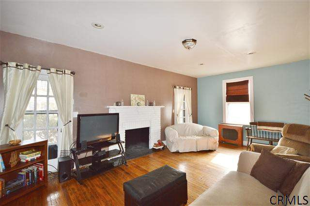 601 Bedford Road Schenectady, NY 12308 - Photo 3 of 13 Photo 3