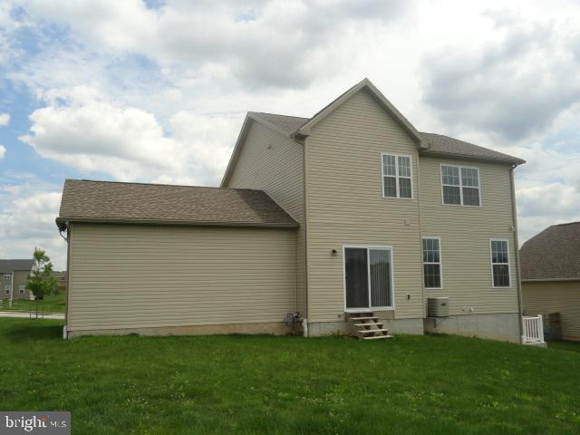 34 Vista Loop Hanover, PA 17331 - Photo 2 of 22 Gallery Image 2