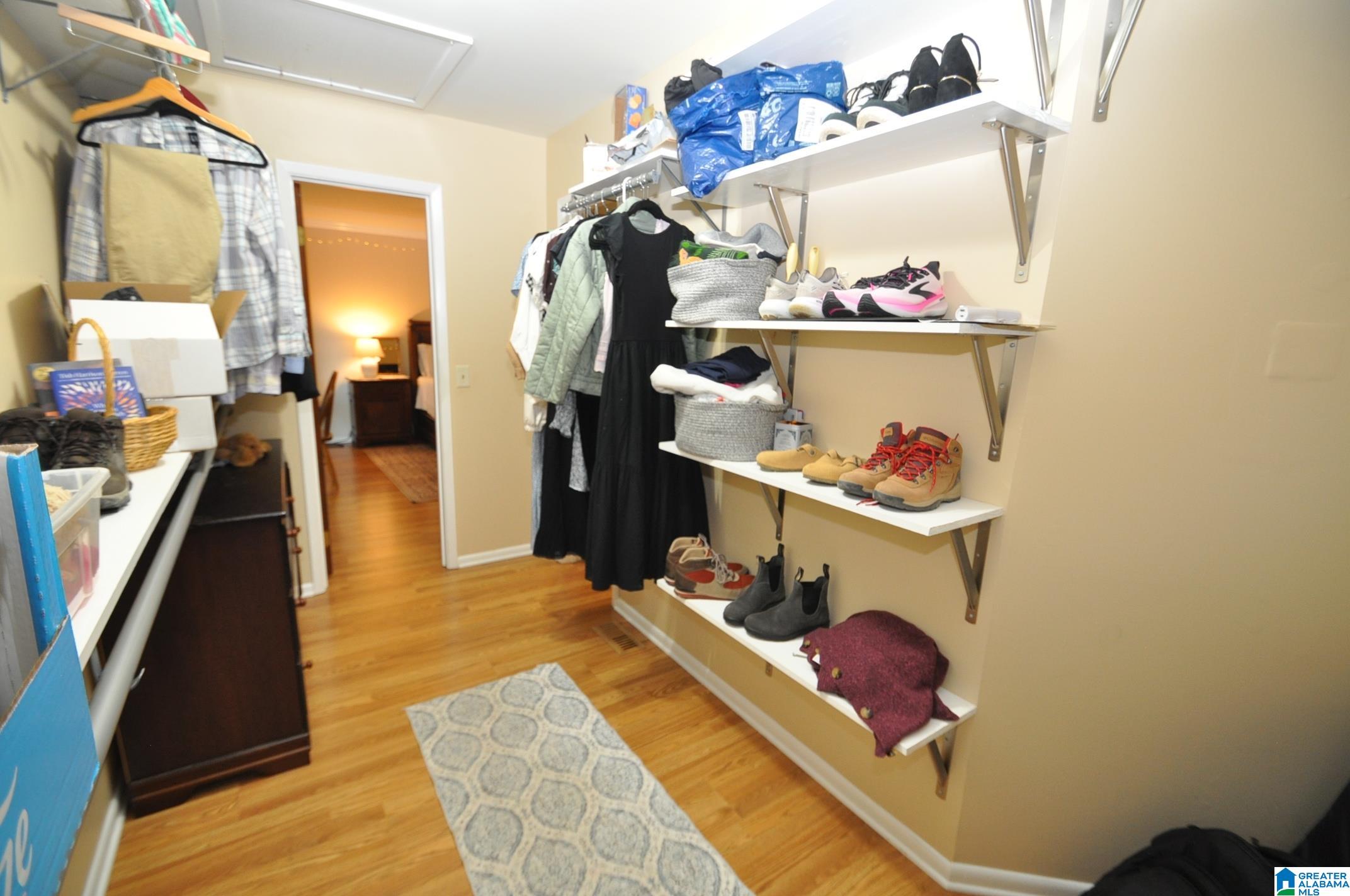 3902 South Shades Crest Road Hoover, AL 35244 - Photo 18 of 40 Gallery Image 18