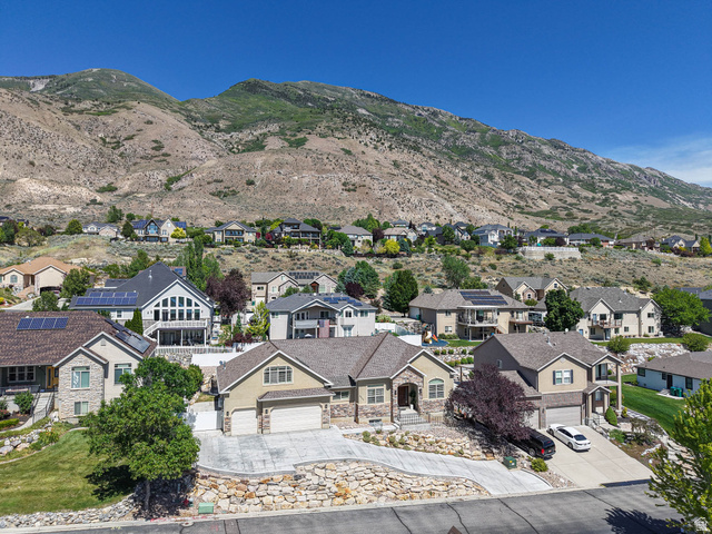 9502 Aztec Drive Cedar Hills, UT 84062 - Photo 6 of 89
