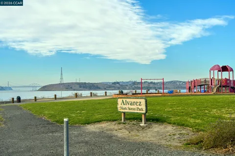 $948,500 | 274 James Court, Benicia, CA 94510