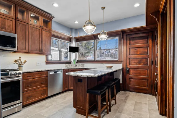 $499,900 | 141 13th Street South, La Crosse, WI 54601