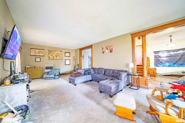 $139,900 | 604 East 3rd Street, Delavan, IL 61734