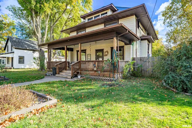 $139,900 | 604 East 3rd Street, Delavan, IL 61734