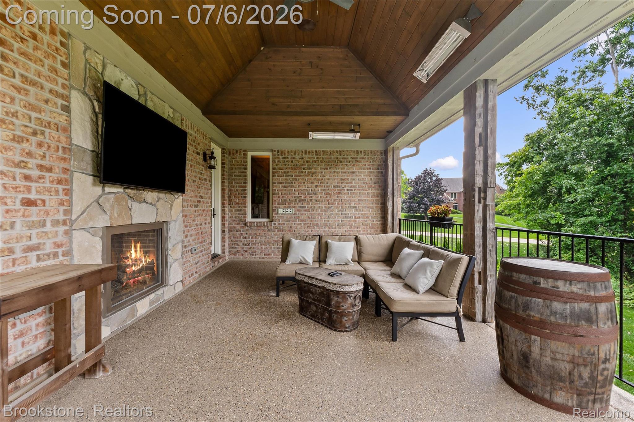 5458 Boulderwood Ridge Clarkston, MI 48348 - Photo 24 of 52 with two way gas fireplace