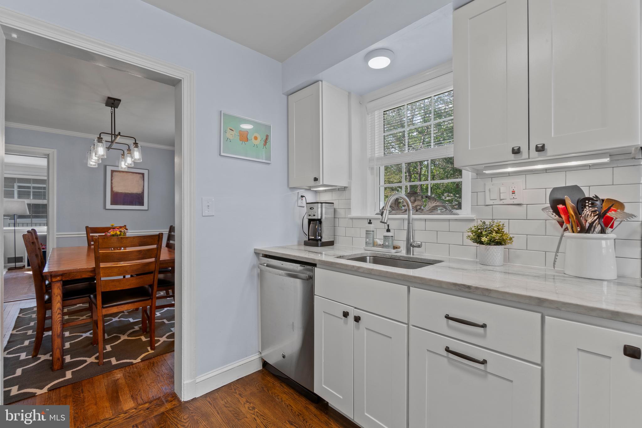 2713 Emmet Road Silver Spring, MD 20902 - Photo 10 of 45 gorgeous granite counter-tops