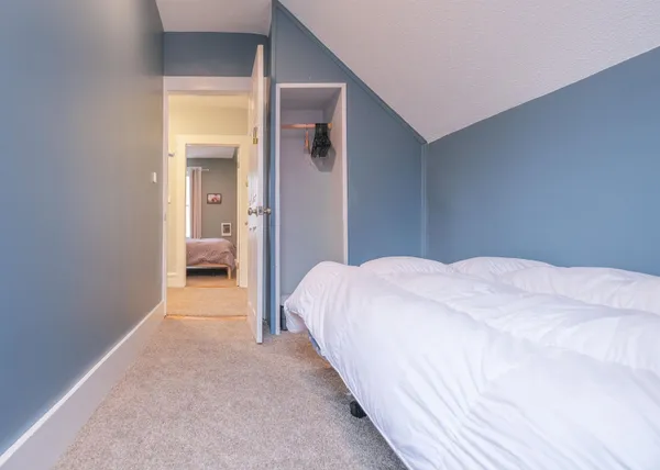 $425,000 | 8 Okemo Heights, Ludlow, VT 05149