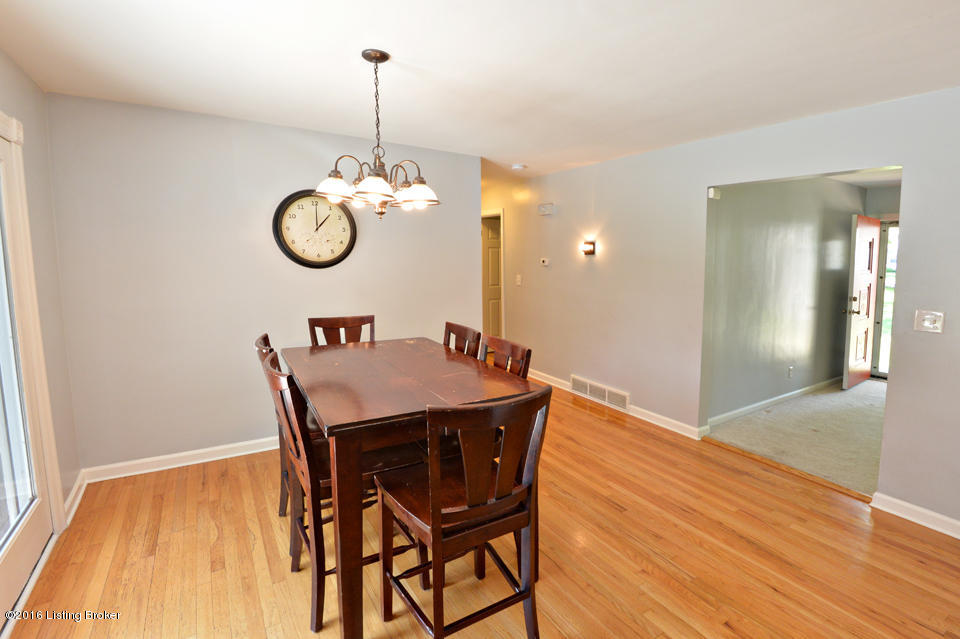 7707 3rd Street Road Louisville, KY 40214 - Photo 14 of 49 Dining Area