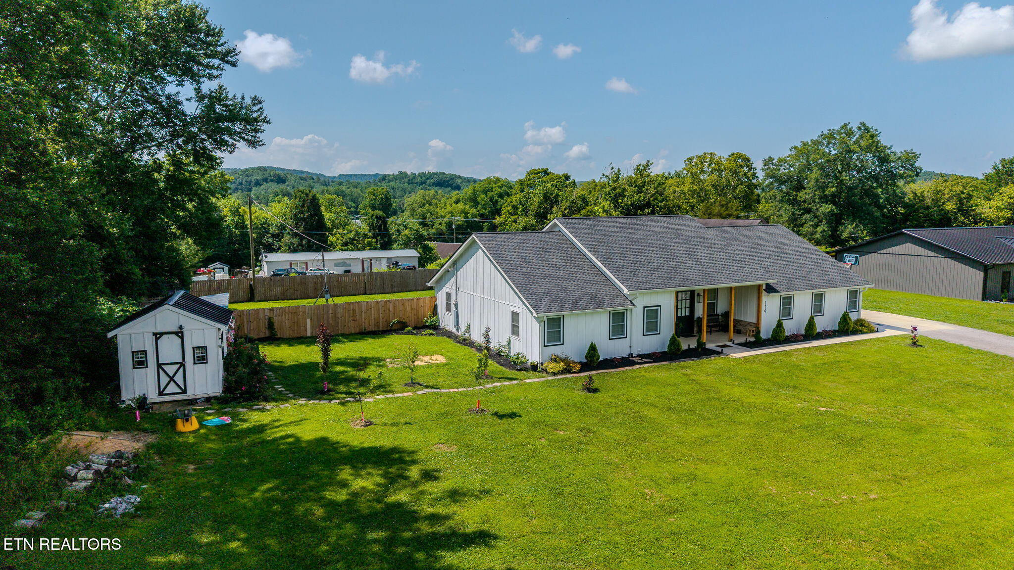 114 Eldon Justice Road Oliver Springs, TN 37840 - Photo 35 of 38 40-web-or-mls-114-eldon-justice-rd