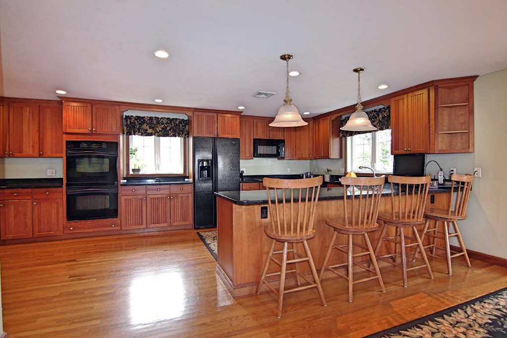 15 Wellington Road Winchester, MA 01890 - Photo 6 of 22 Gallery Image 6