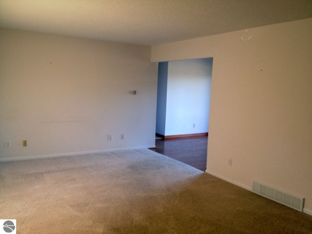 20950 Rhodes Road Interlochen, MI 49643 - Photo 12 of 27 1778523-11.JPG