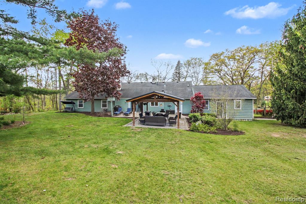 2601 Old Plank Road Milford, MI 48381 - Photo 26 of 36